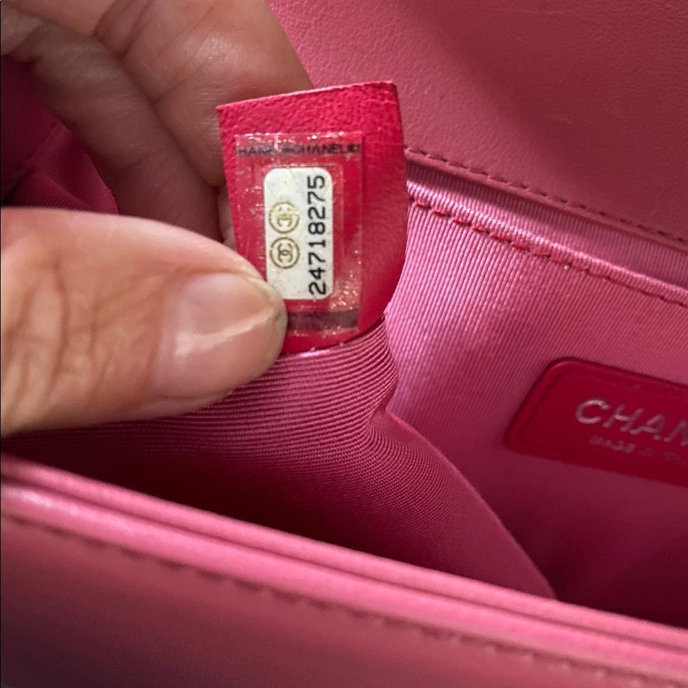 Chanel Medium Boy Bag - Picture 9 of 16